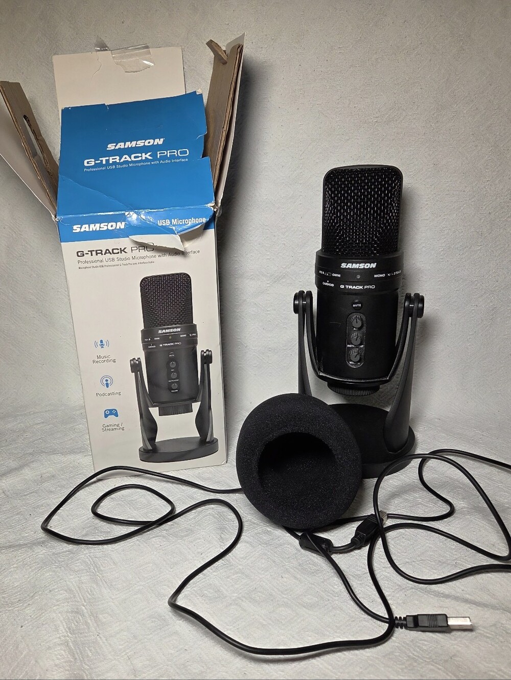 Samson G-Track Pro USB Studio Mic w/ Box, Cable & Foam Windscreen